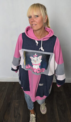 Bluza oversize large patchwork "Aristocat on the blouse"