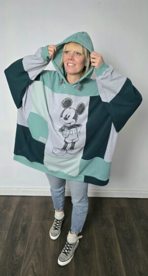 Damska bluza oversize large patchwork „Mint Mickey Mouse”