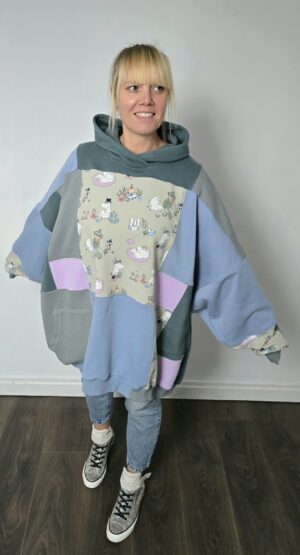 Damska bluza oversize large patchwork „Moomin Valley”
